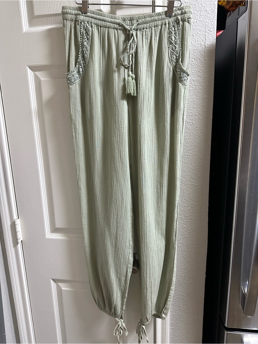 Light Sage Drawstring Harem Pants 
New no tags Size small